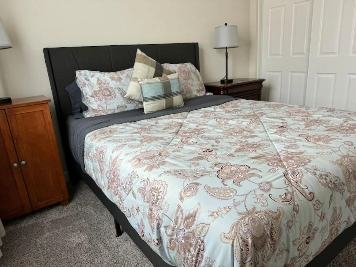 Brand New South Sacramento Home Дом отдыха